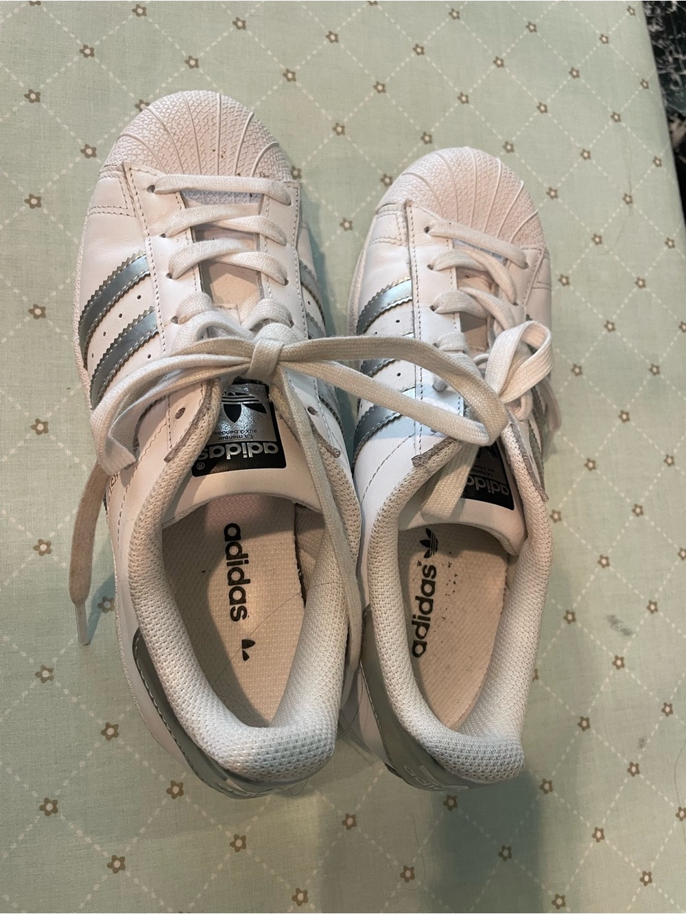 adidas White Sneakers with Silver Stripes - Classic Shell Toe